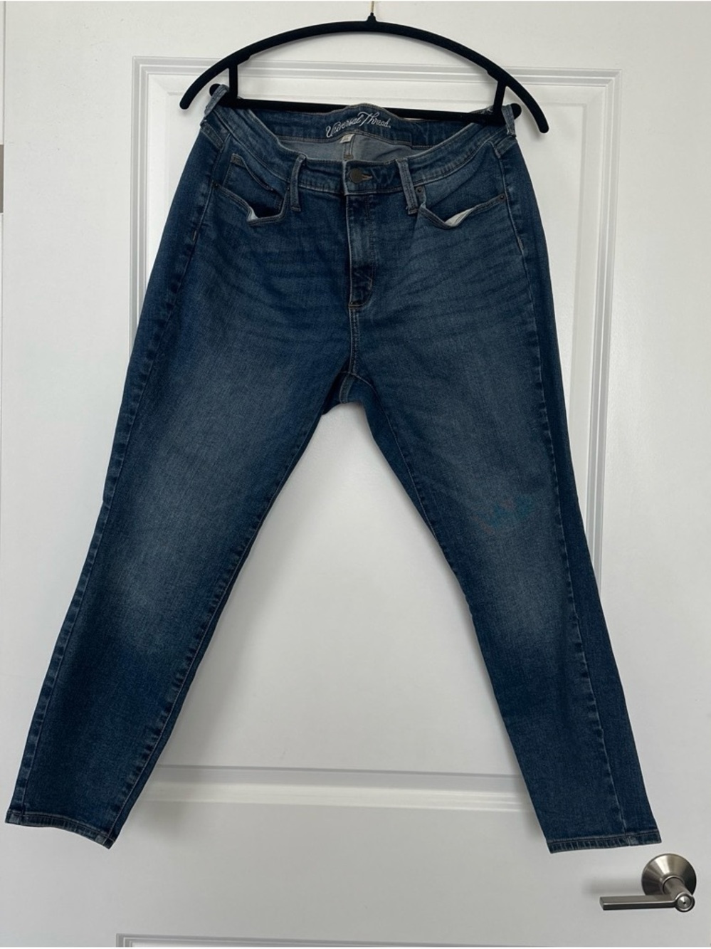Universal Dark Blue Skinny Jeans for Women